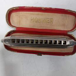 Vintage Hohner Chromonica II De Luxe a'440 Harmonica in Case alternative image
