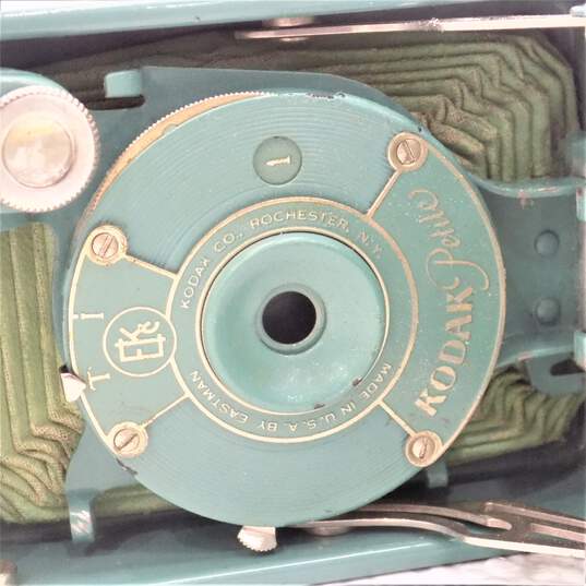 Kodak Petite Aqua Green Art Deco Folding Film Camera image number 8