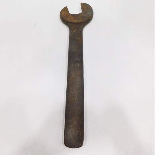 VNTG Crescent No. 56 Suregrip Slide Hammer Nail Puller & 20in. Machinist Wrench image number 2