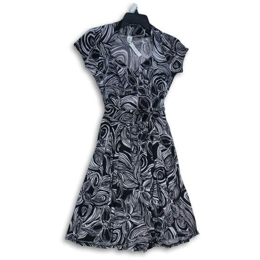 NWT White House Black Market Womens Black White Abstract Fit & Flare Dress Sz XS image number 1