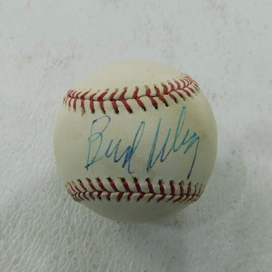 Bud Selig Autographed Baseball image number 1