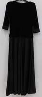 Tadashi Neiman Marcus Black Velvet Midi Dress Women Size 10 image number 1