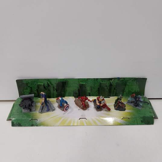 7PC Disney Marvel Assorted Comic Avengers Action Figures image number 1