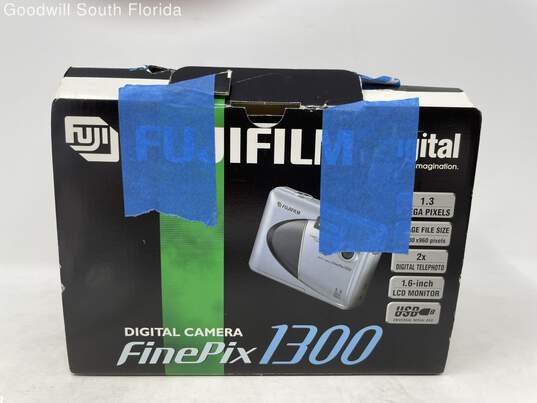 Fujifilm FinePix 1300 Silver-Tone Camera Not Tested image number 6