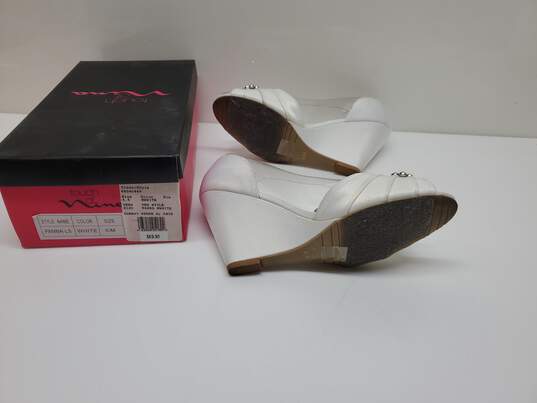 Wm Touch Of Nina Panna-LS White Dorsay Style Wedge Peep Toe Sandal Heels Sz 6.5M image number 3