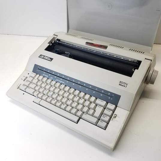 Smith Corona Mark I Electronic Typewriter image number 2
