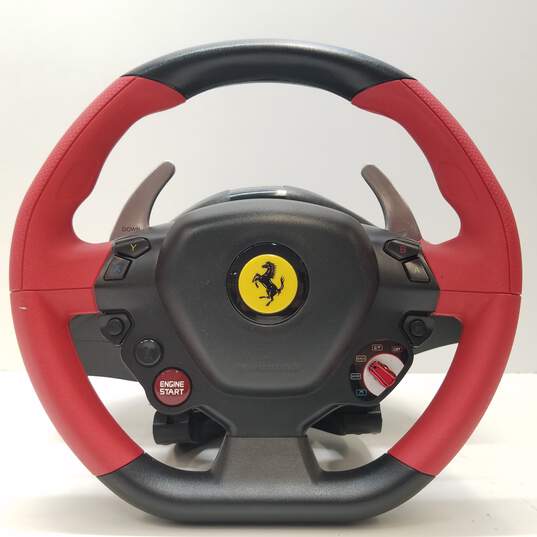 Microsoft Xbox One controller - Thrustmaster Ferrari 458 Spider Racing Wheel image number 2