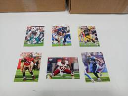 Lot of 11.1lbs of Assorted Sports Cards alternative image