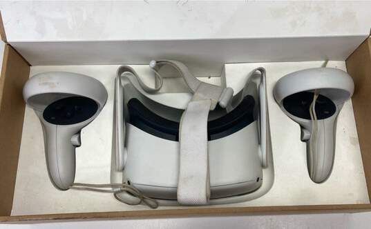 Meta Oculus Quest 2 VR Headset W/ Controllers image number 2