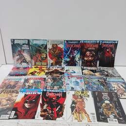Lot of 23 Assorted DC Comic Books