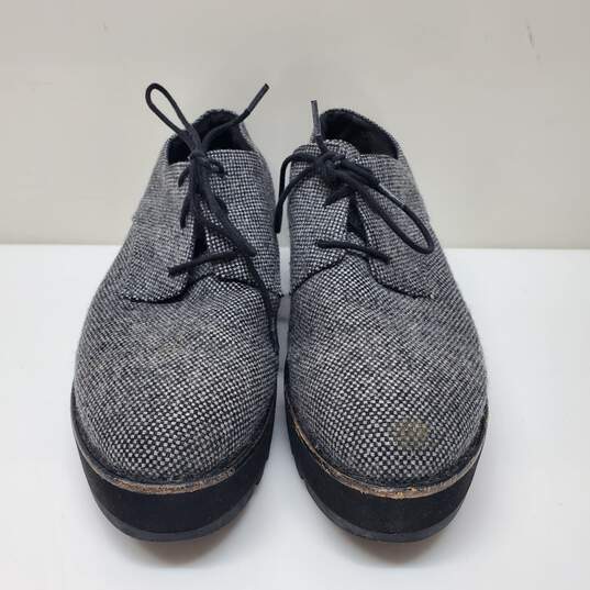 Eileen Fisher Women's Eddy Tweed Platform Oxford Gray Size 8.5 image number 1