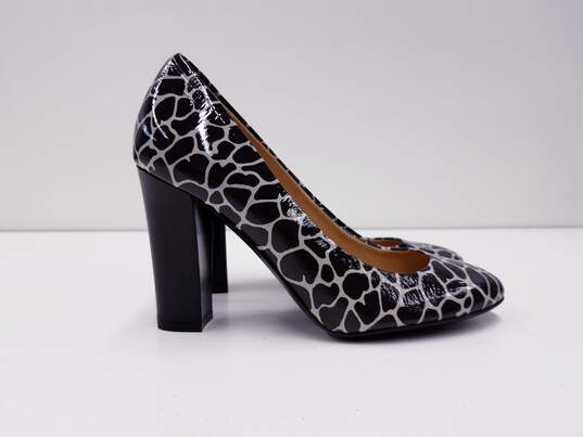 Bettye Muller Italy Leopard Print Patent Leather Pump Heels Shoes Size 37 image number 2