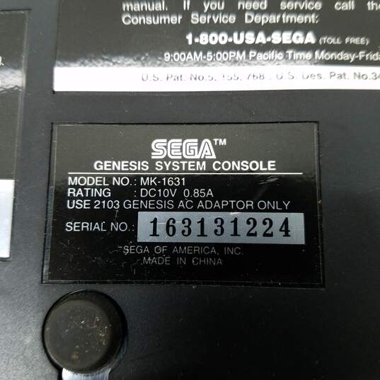 Model 2 Sega Genesis Console For Parts/Repair image number 3