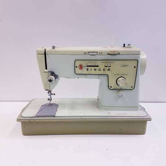 Vintage Singer Stylist Model 413 Zig Zag Sewing Machine image number 2