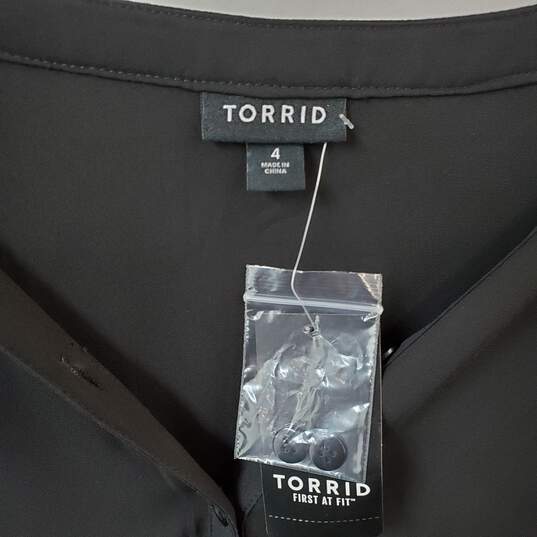 Torrid Short Sleeve Tie Front Black Blouse Plus Size Torrid Size 4 with Tags image number 3