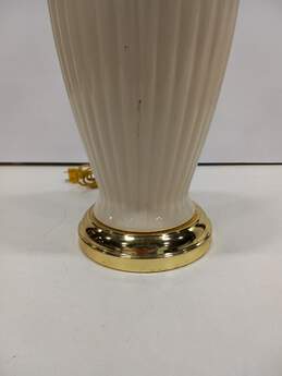 Vintage Ceramic Ribbed Table Lamp alternative image