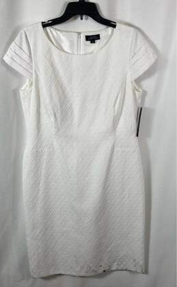 NWT Tahari Womens White Short Sleeve Round Neck Knee Length Sheath Dress Size 12
