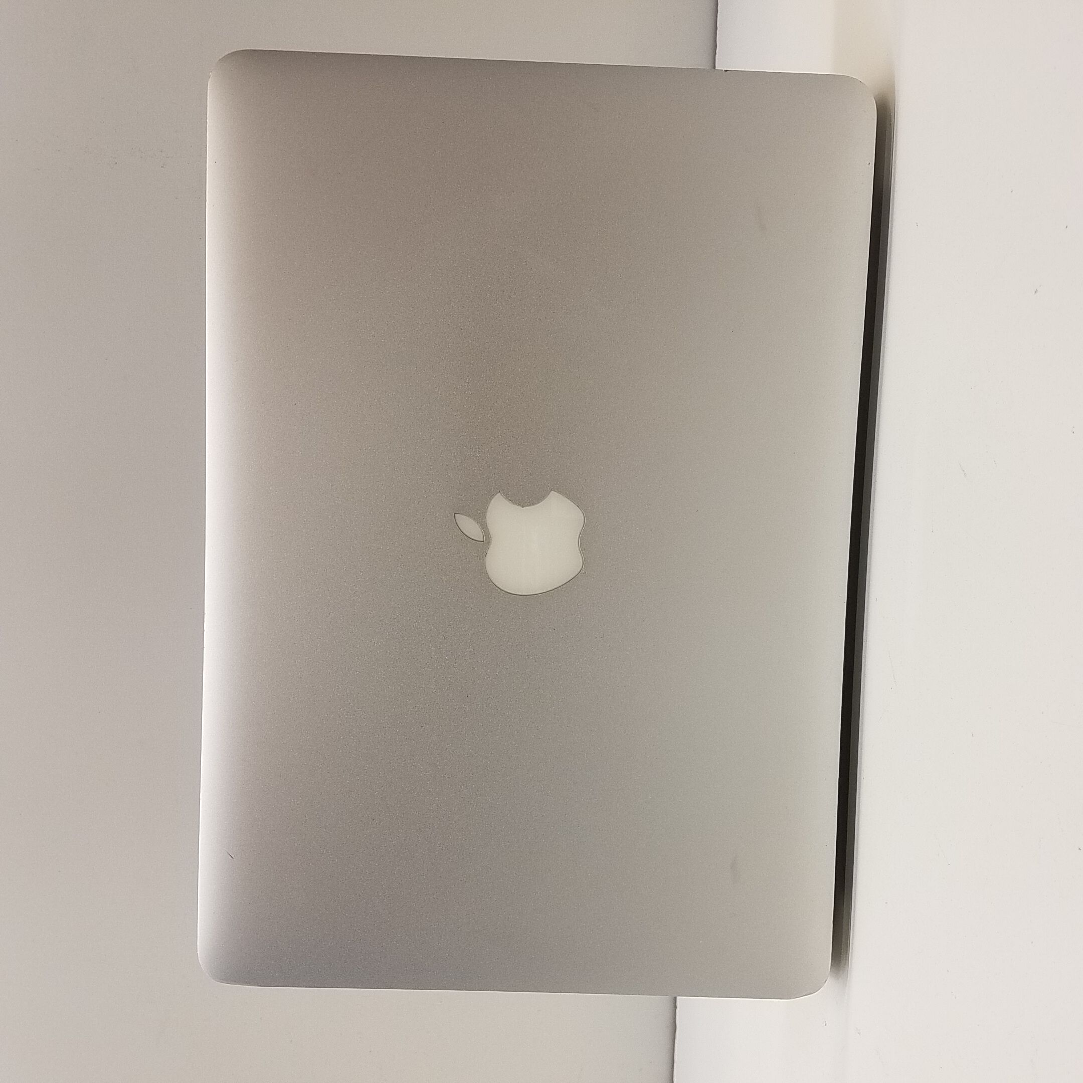 macbook air model a1369 year
