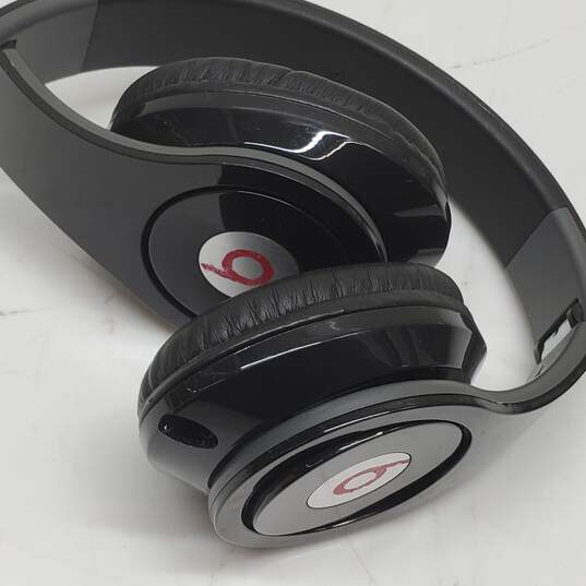 Beats by Dre Black over the Ear Headphones for Parts and Repair image number 5
