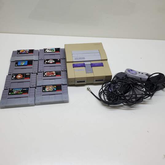Super Nintendo Lot With Console - 2 Controllers & Games Untested image number 1