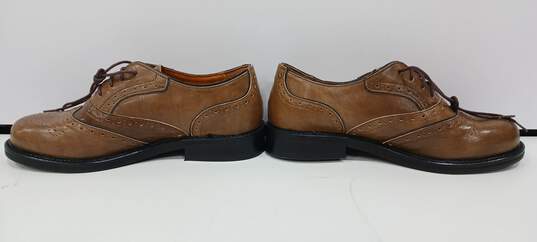 Allen Edmond Men's Brown Leather Dress shoe Size 39 image number 2
