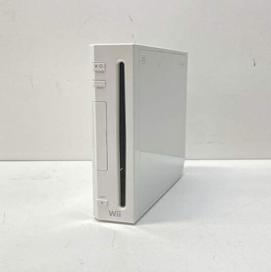 Nintendo Wii RVL-001 Console - White image number 1