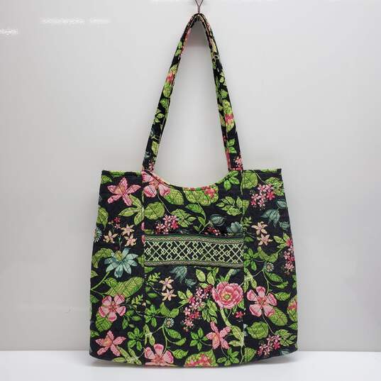 VERA BRADLEY MULTICOLOR QUILTED FLORAL PATTERNED TOTE BAG 16x15x1 image number 1