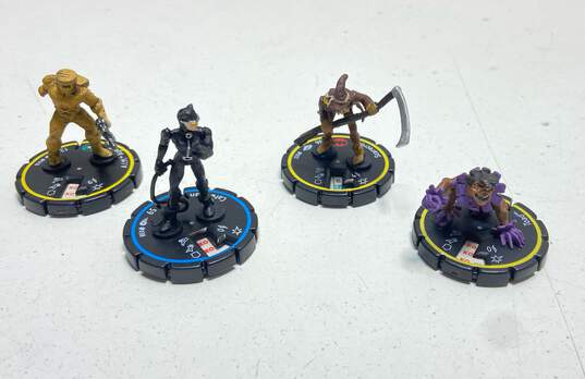 Mixed WizKids Heroclix Miniature Figures Bundle (Set Of 24) image number 6