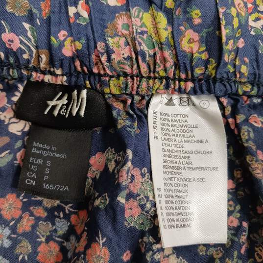 H&M Items are donated and sold as-isSize S image number 3
