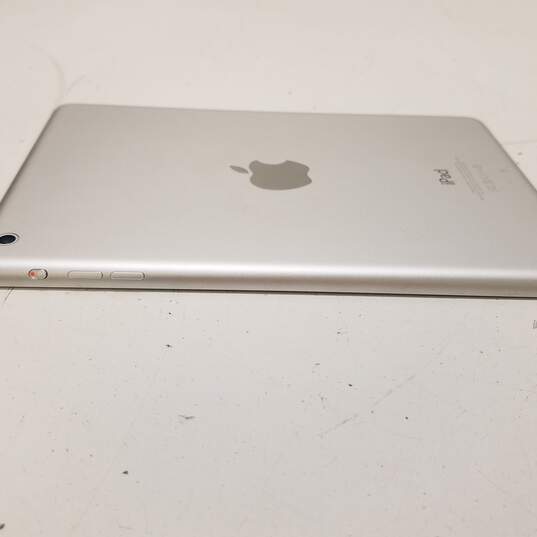 Apple iPad Mini (A1432) 1st Generation - White image number 3