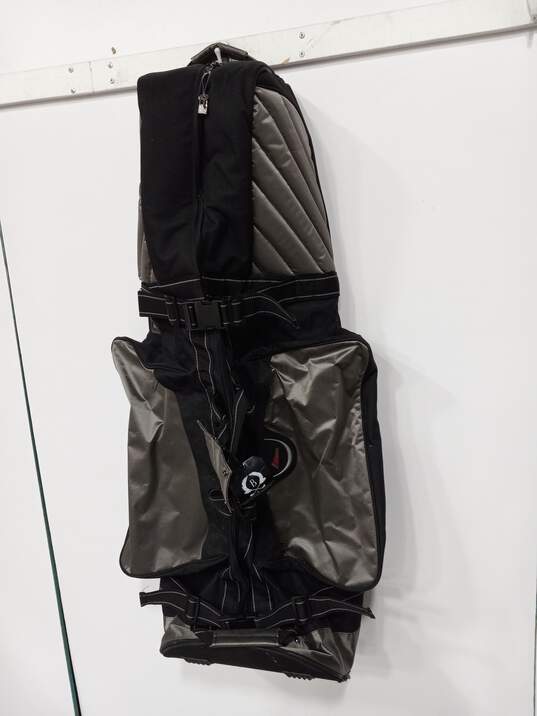 Black & Gray Datrek Luggage Suit Case image number 1