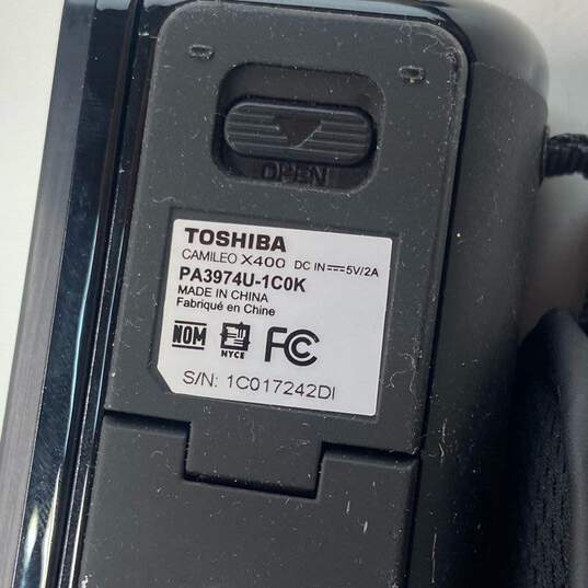 Toshiba HD Compact Camcorder Lot of 2 image number 5