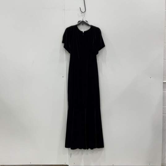 NWT Lulus Womens Black Velvet V-Neck Short Sleeve Long Maxi Dress Size 2X image number 6