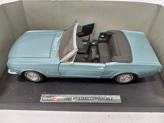 Revell Blue Mustang Convertible in Original Box image number 3