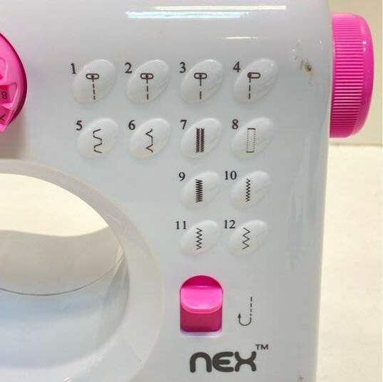 Nex Sewing Machine 17-346 image number 3