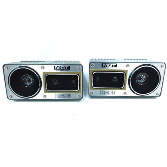 VNTG MGT Brand W-3210 Model 3-Way Speaker System w/ Original Box and Accessories image number 2