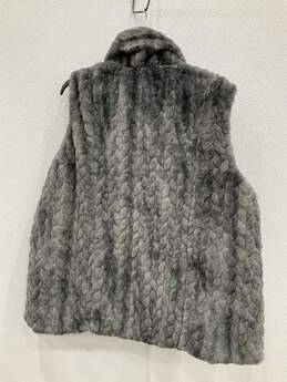 NWT Catherine Malandrino Women Gray Faux Fur Vest 2X alternative image