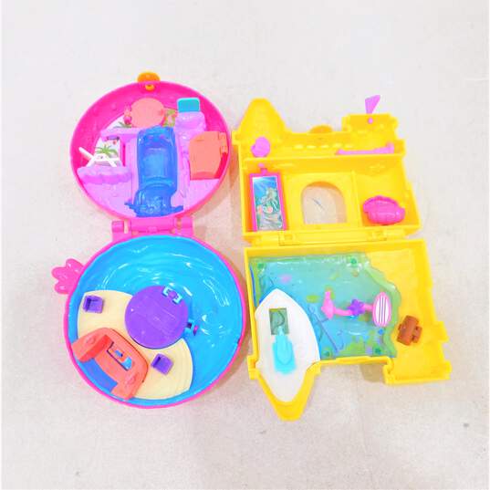 2018 Polly Pockets Play Sets image number 3
