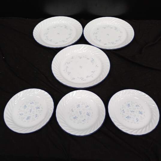 Bundle of 3 Corning Ware Dinner Plates & 3 Bread & Butter Plates image number 1