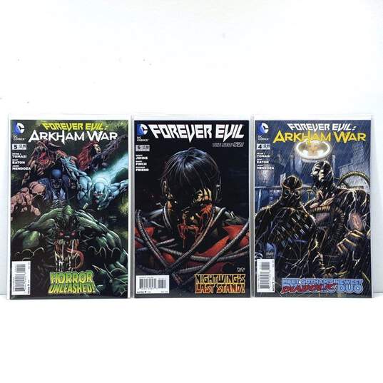 DC Forever Evil Comic Books image number 5