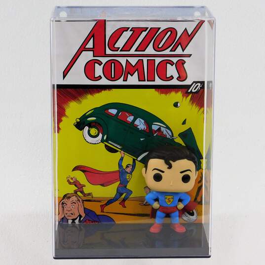 Funko Pop DC Action Comics Superman Figure w/ Comic Cover Wall Art & Coin Bank image number 3