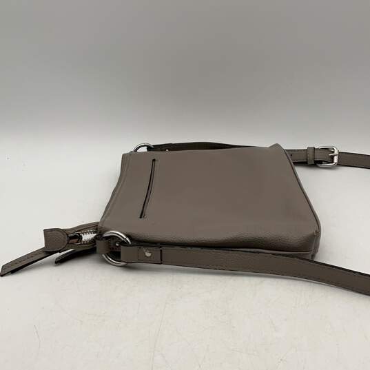 Dana Buchman Womens Gray Leather Zipper Adjustable Strap Crossbody Bag Purse image number 4