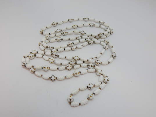 VNTG Mid Century White Milk Glass Beaded Necklaces image number 3