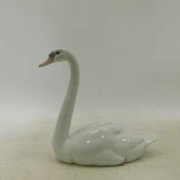 Vintage Lladro Porcelain Figurine Graceful Swan #5230