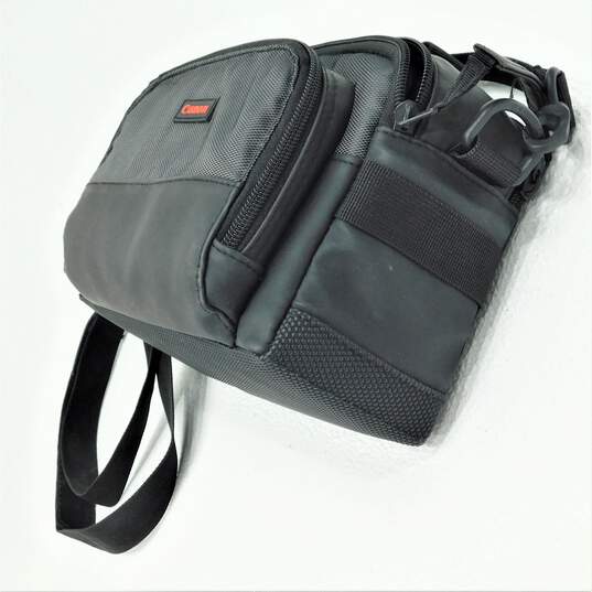 Canon  Gadget Bag - Black removable straps and padding image number 7