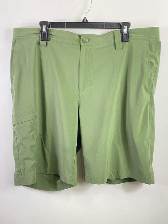 Columbia Men Olive Green Shorts Sz 40 image number 1