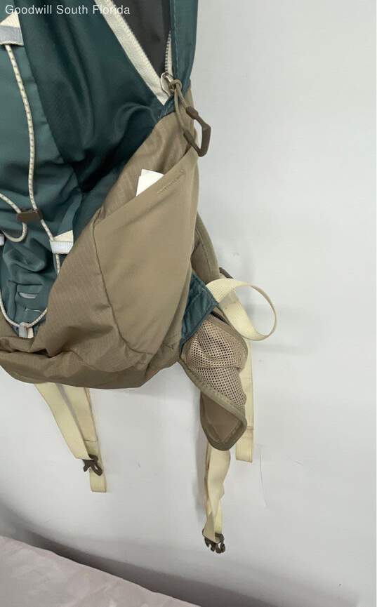 The North Face Womens Blue Khaki Outer Zip Pocket Sports Backpack image number 6