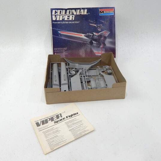 VTG Monogram Battlestar Galactica Colonial Viper Model Kit w/ AMT Star Trek Set image number 2