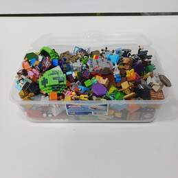 4lbs Bundle of Assorted Minecraft Minifigures