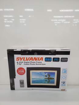 Sylvania 10” Digital Photo Frame SDPF1089 2 GB Untested